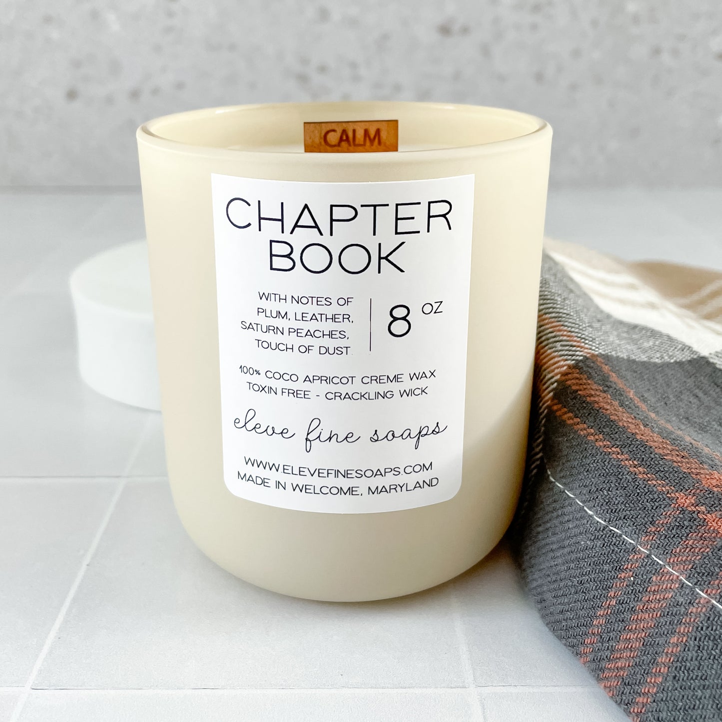 Chapter Book Coco Apricot Crème Candle