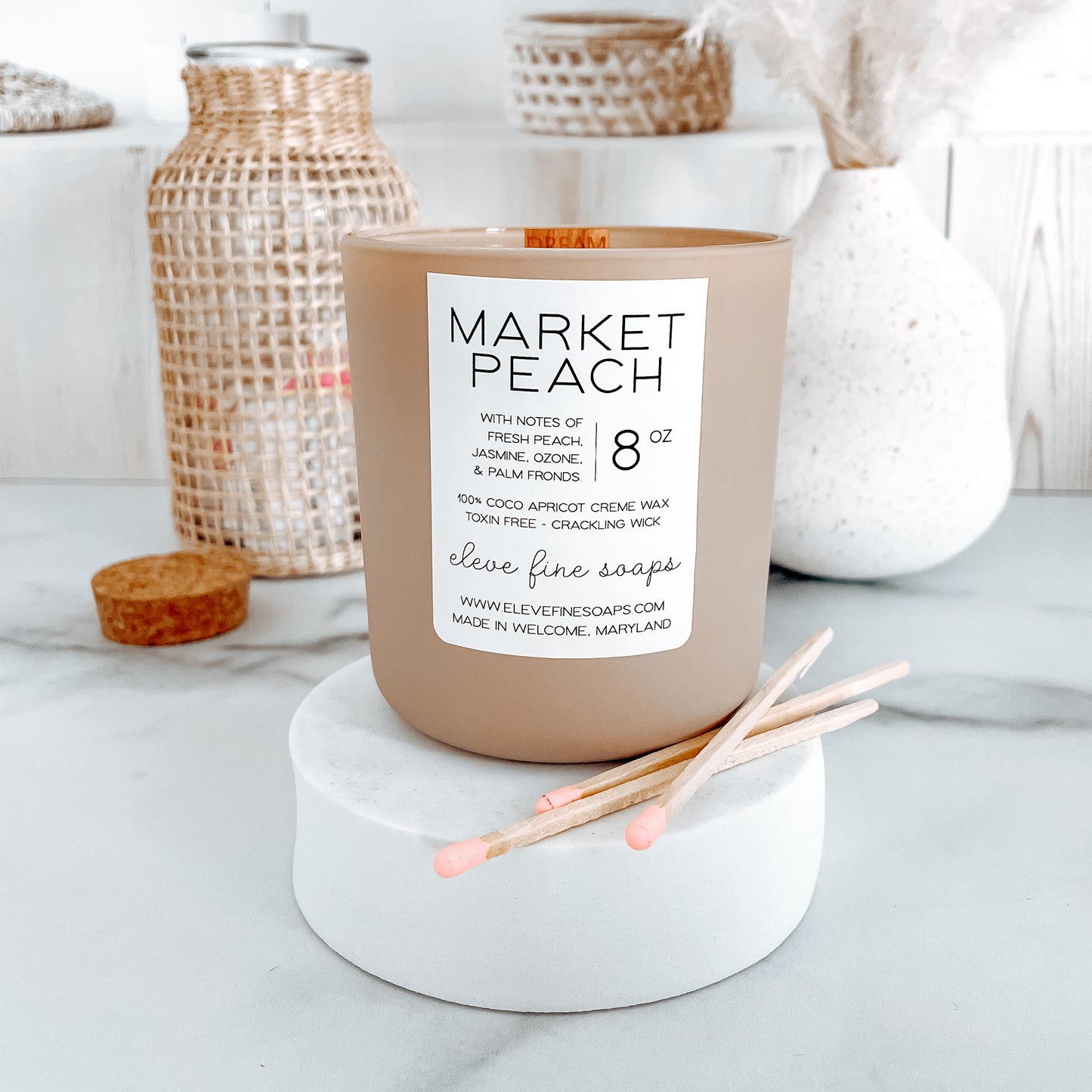 Market Peach Crème Candle