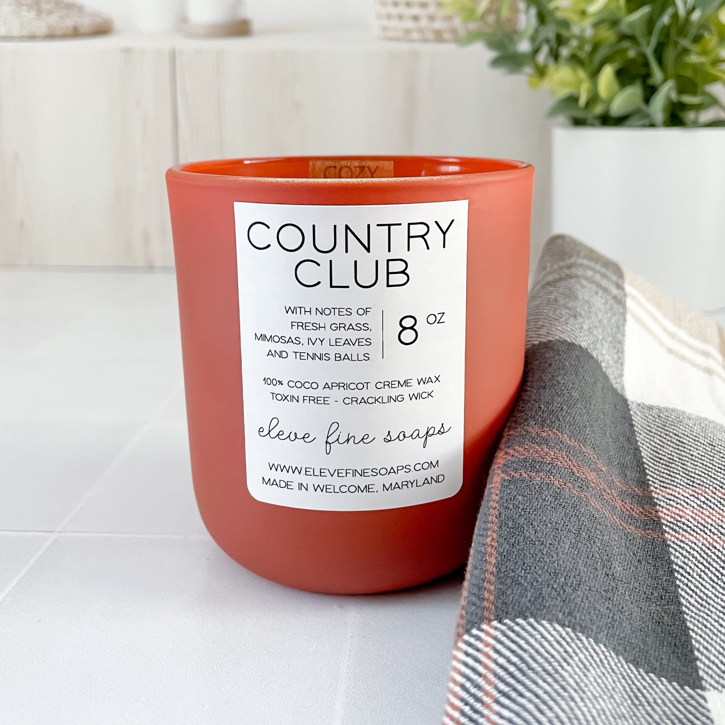 Country Club Coco Apricot Creme Candle