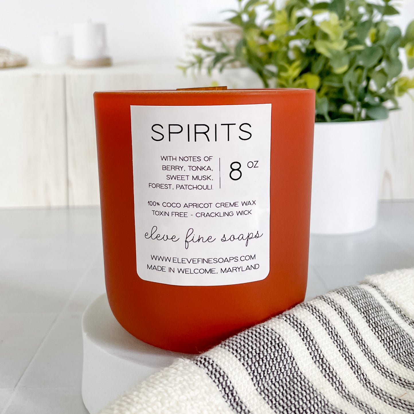 Spirits Coco Apricot Creme Candle